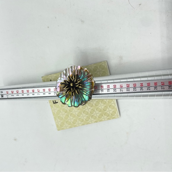 NEW Fossil Ring #2 Stretch Floral Iridescent NWT - Picture 7 of 8